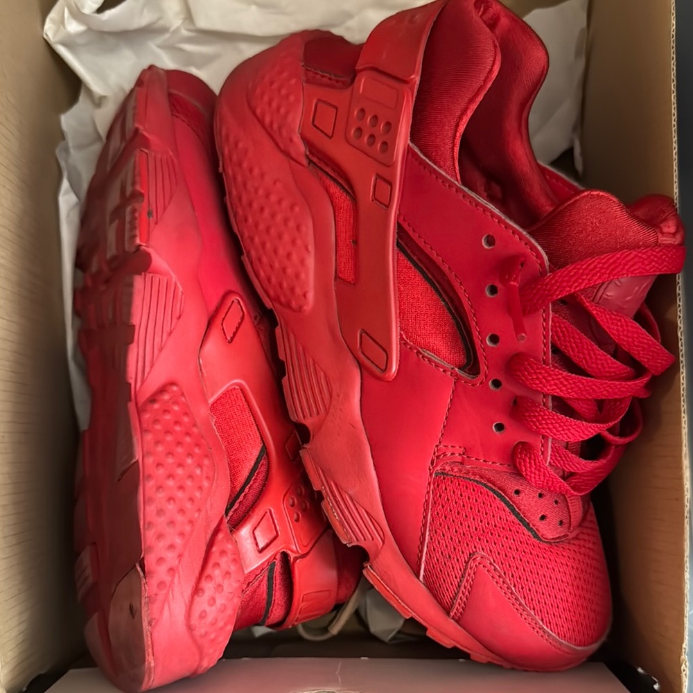 Nike Red Sneakers Huarache